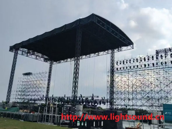 電缸升降重型雨棚結構